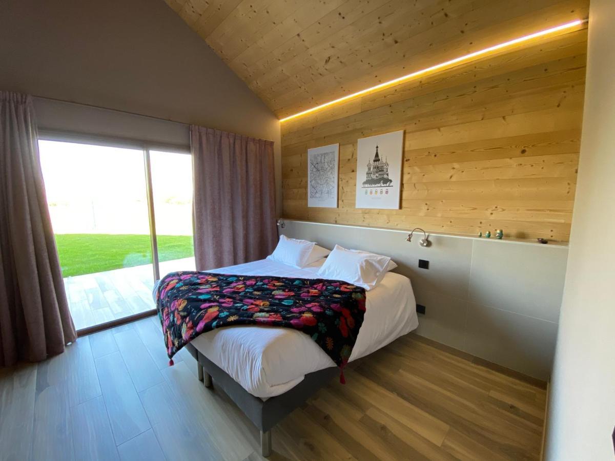 World Hotel Saint-Vulbas Ngoại thất bức ảnh